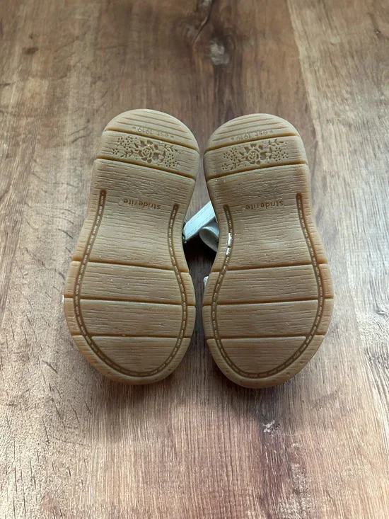 Stride Rite White Bow Toddler Sandals 6M - Picture 9 of 13